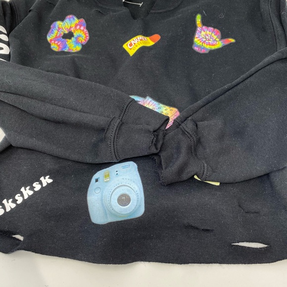 2btorn✌🏻🖤✂️**VSCO Girl Sweatshirt**Med. $90 - Picture 4 of 7